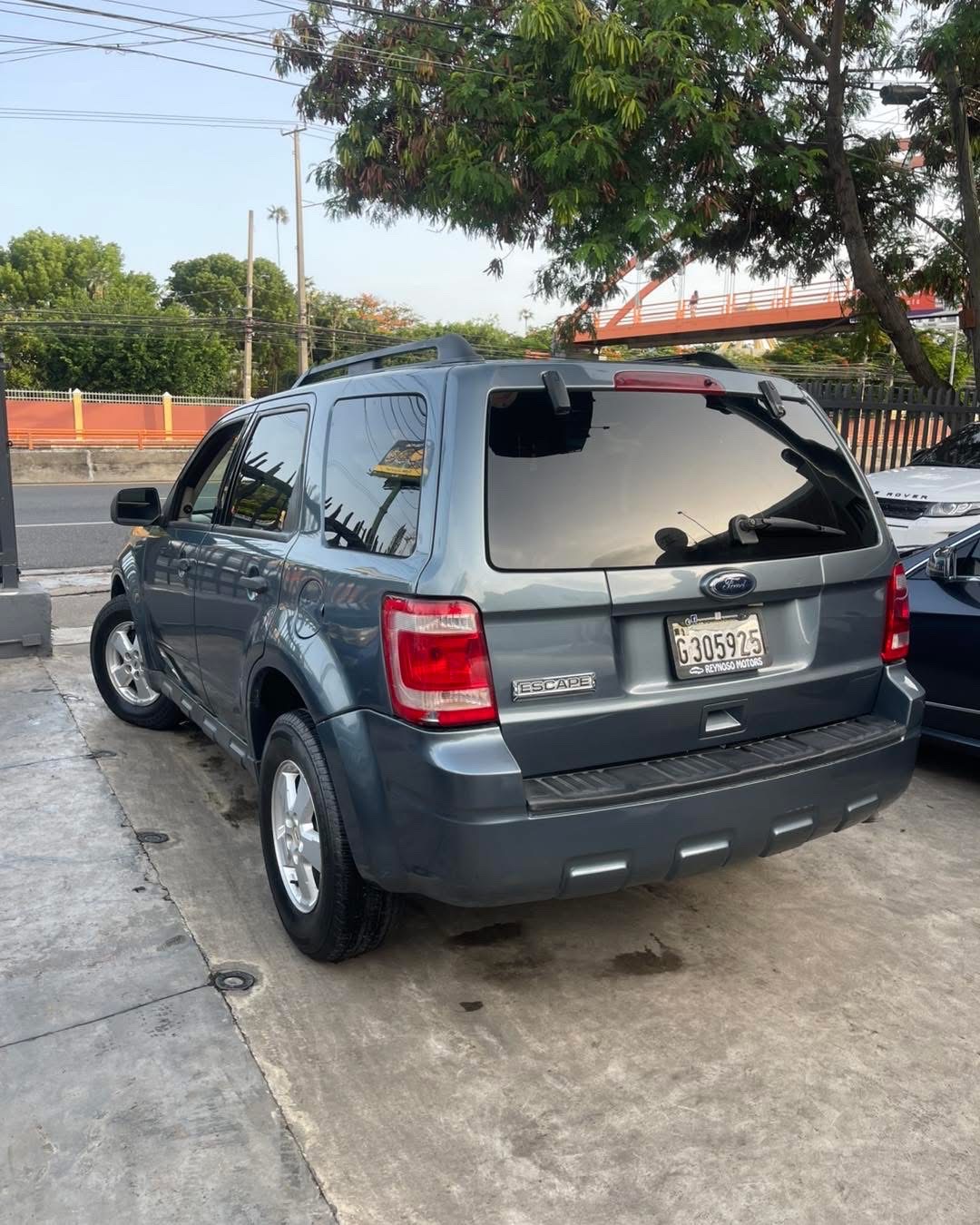 jeepetas y camionetas - FORD ESCAPE XLT 2010 1