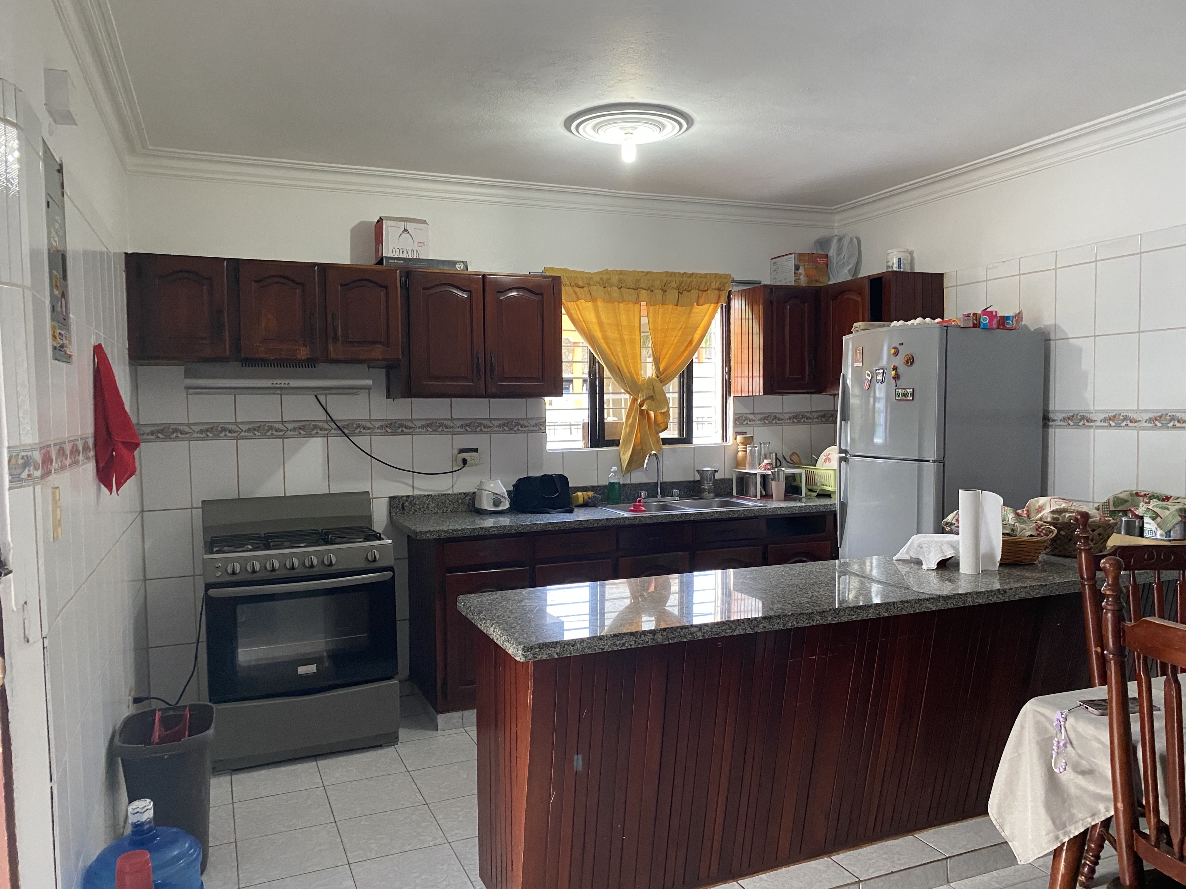 casas - OPORTUNIDAD DE INVERSIÓN,CERRÓ ALTO ,STGO  7
