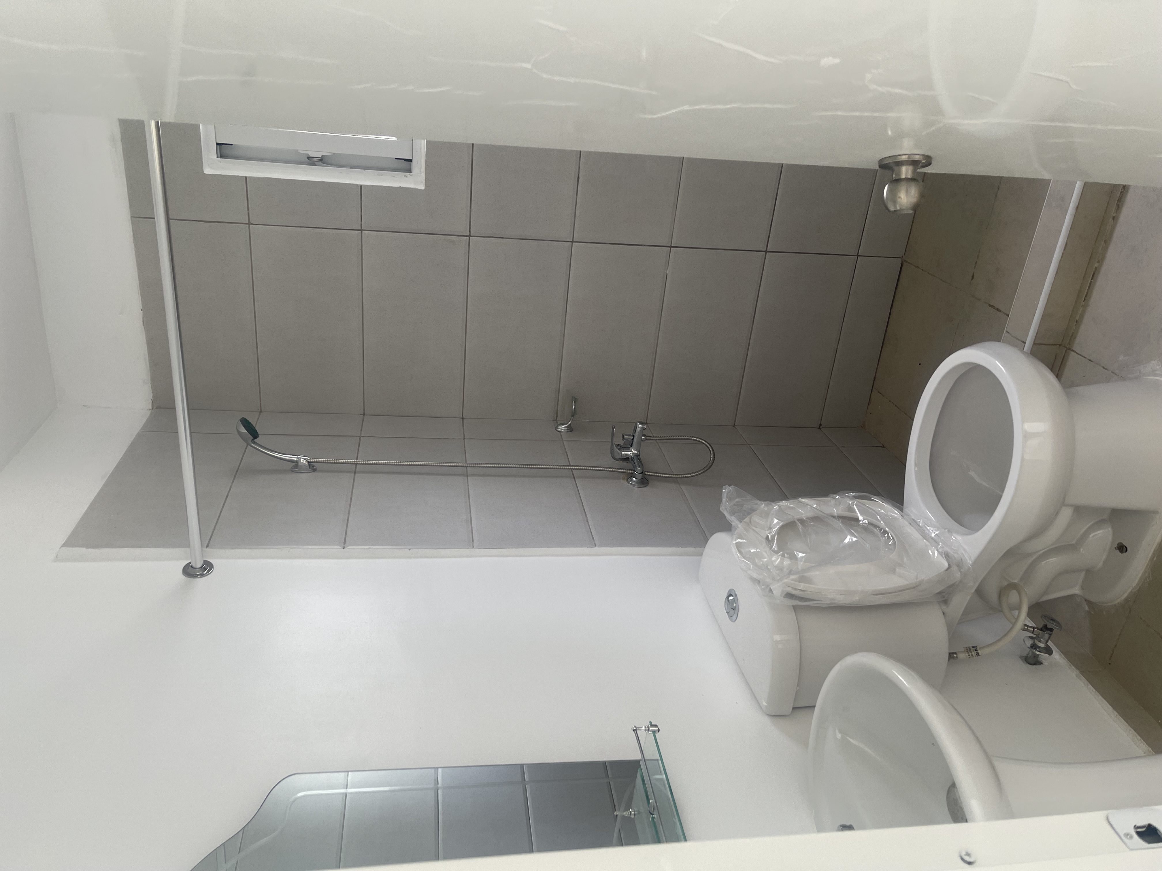 apartamentos - Alquilo apto 3 habitaciones en la jacobo ciudad m. 8