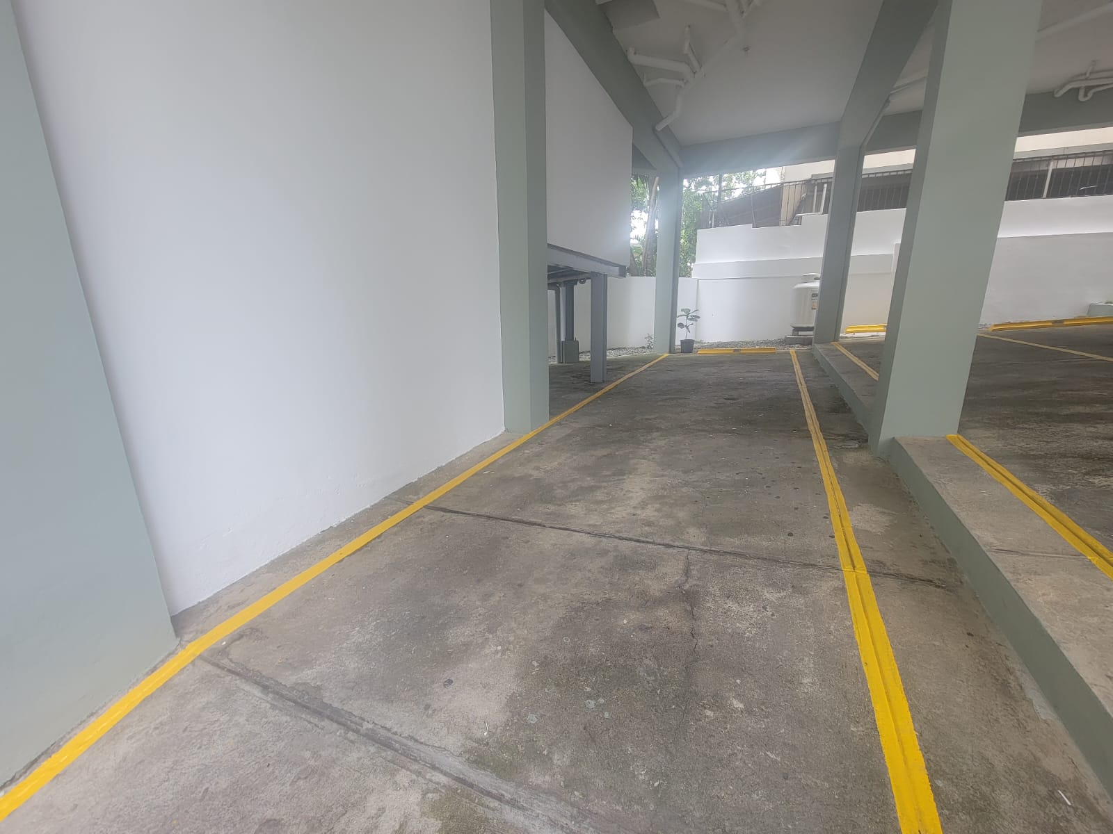 apartamentos - Venta de apartamento en el millon 3 habitaciones 8