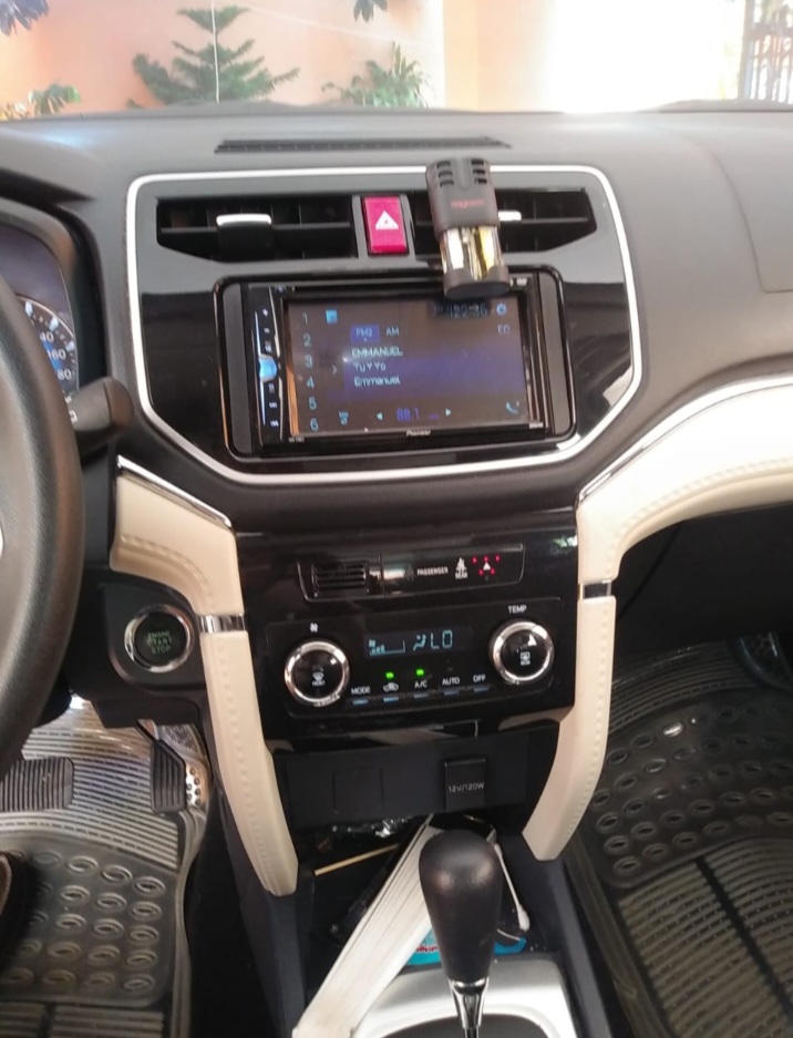 jeepetas y camionetas - TOYOTA RUSH 2019 , DE LA CASA , 10 MIL MILLAS 3