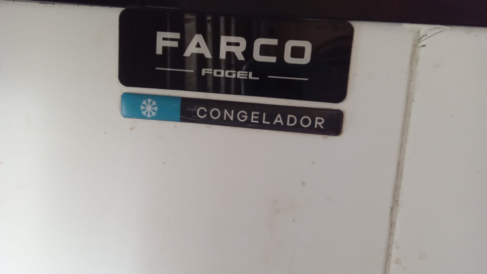 equipos profesionales - vendo freezer Farco Grande, horizontal en solo RD$50,000.00.  0