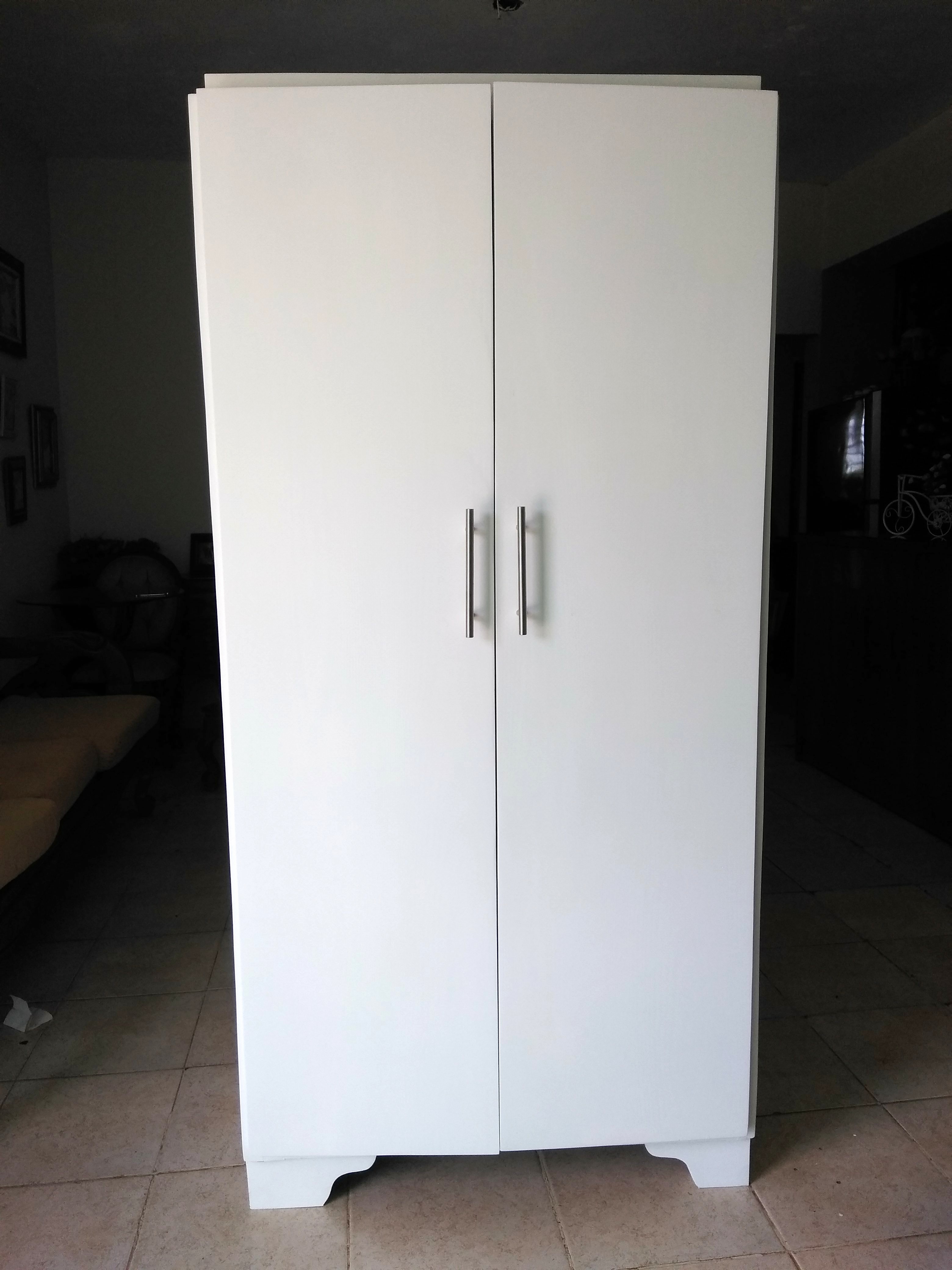muebles y colchones - Armario peqeuño en color blanco 