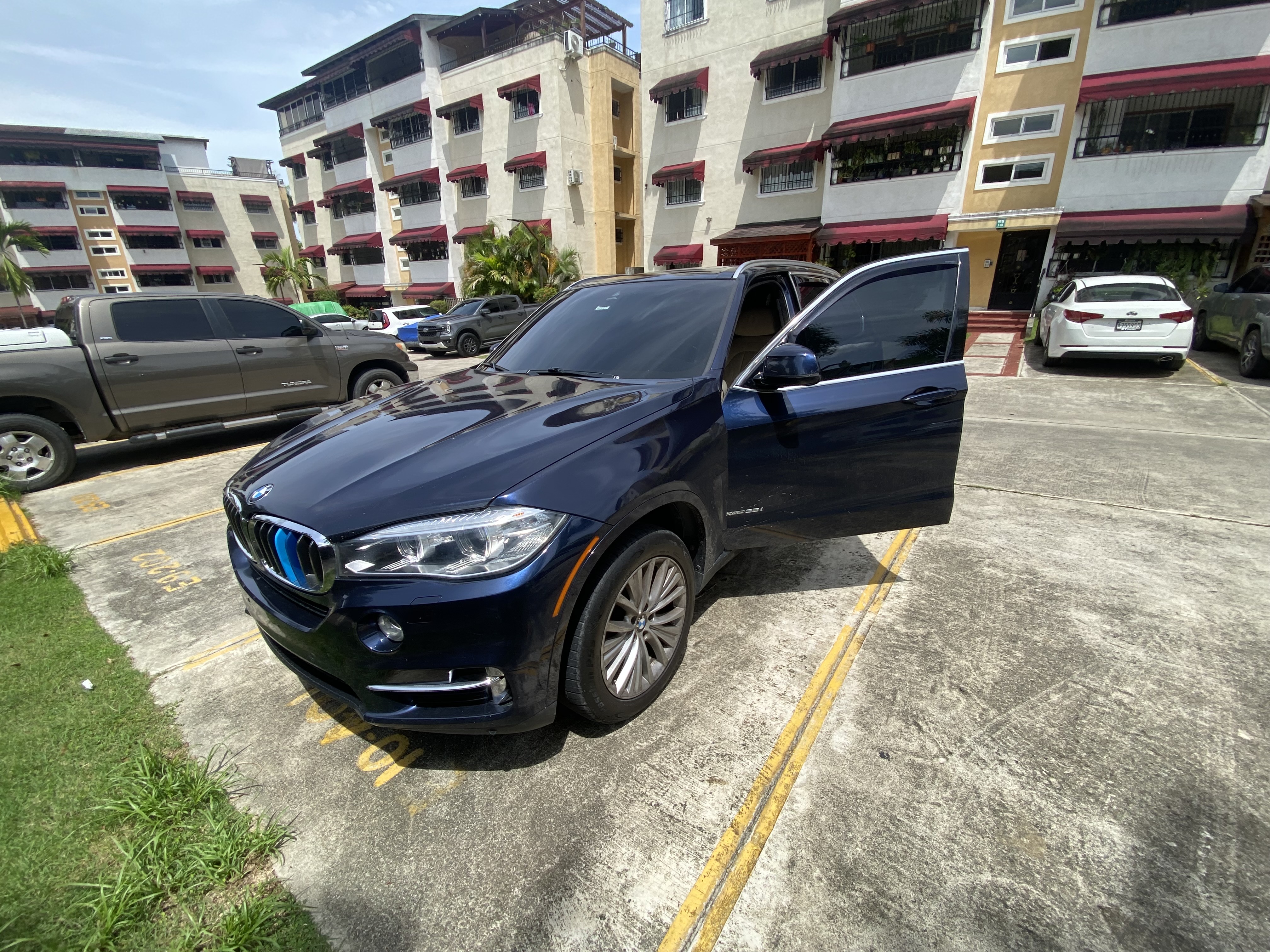 jeepetas y camionetas - 2017 bmw x5 xDrive35i unico dueño como nueva $27,500 14