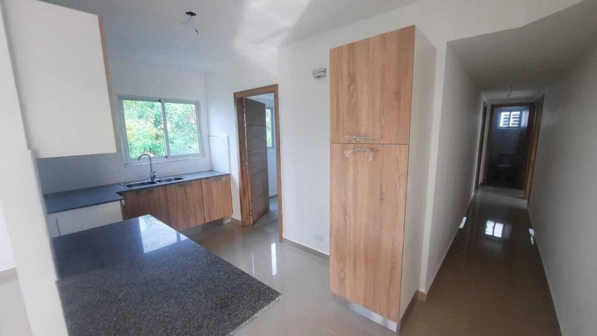 apartamentos - Apartamento en venta  en Venta Colinas Del Arroyo #24-249 tres dormitorios. 1