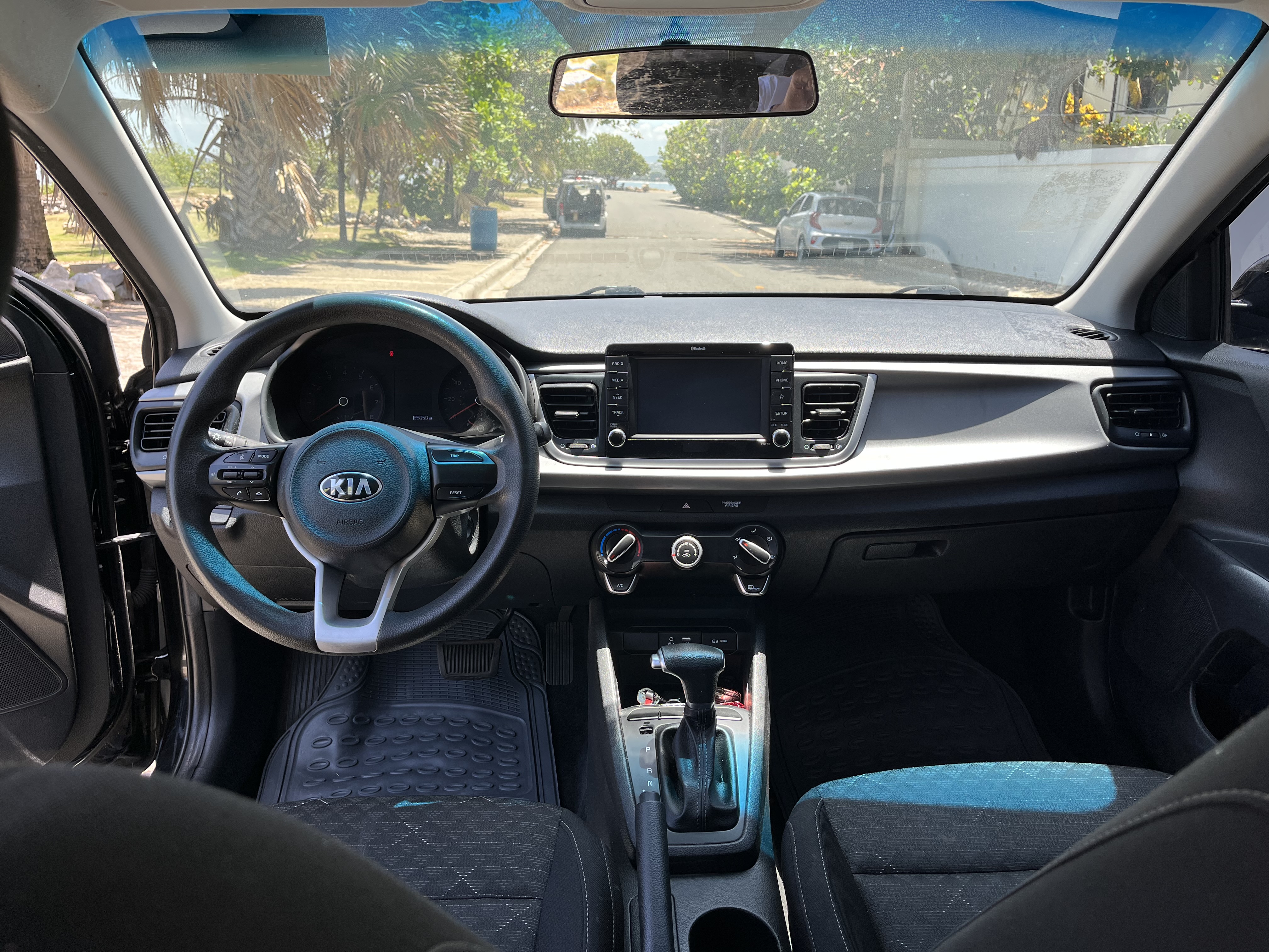 carros - Kia Rio 2020 clean carfax 2