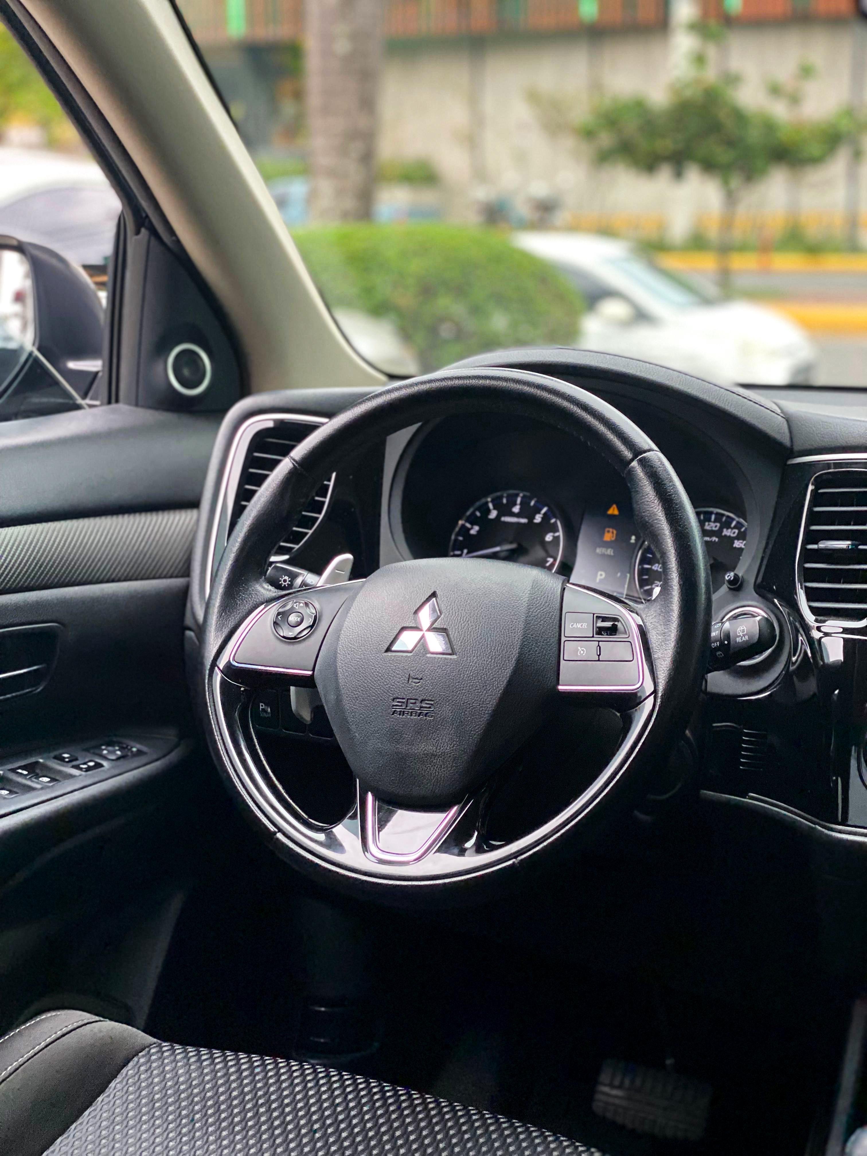 jeepetas y camionetas - Mitsubishi Outlander 2017 NO IMPORTA EL CRÉDITO  4