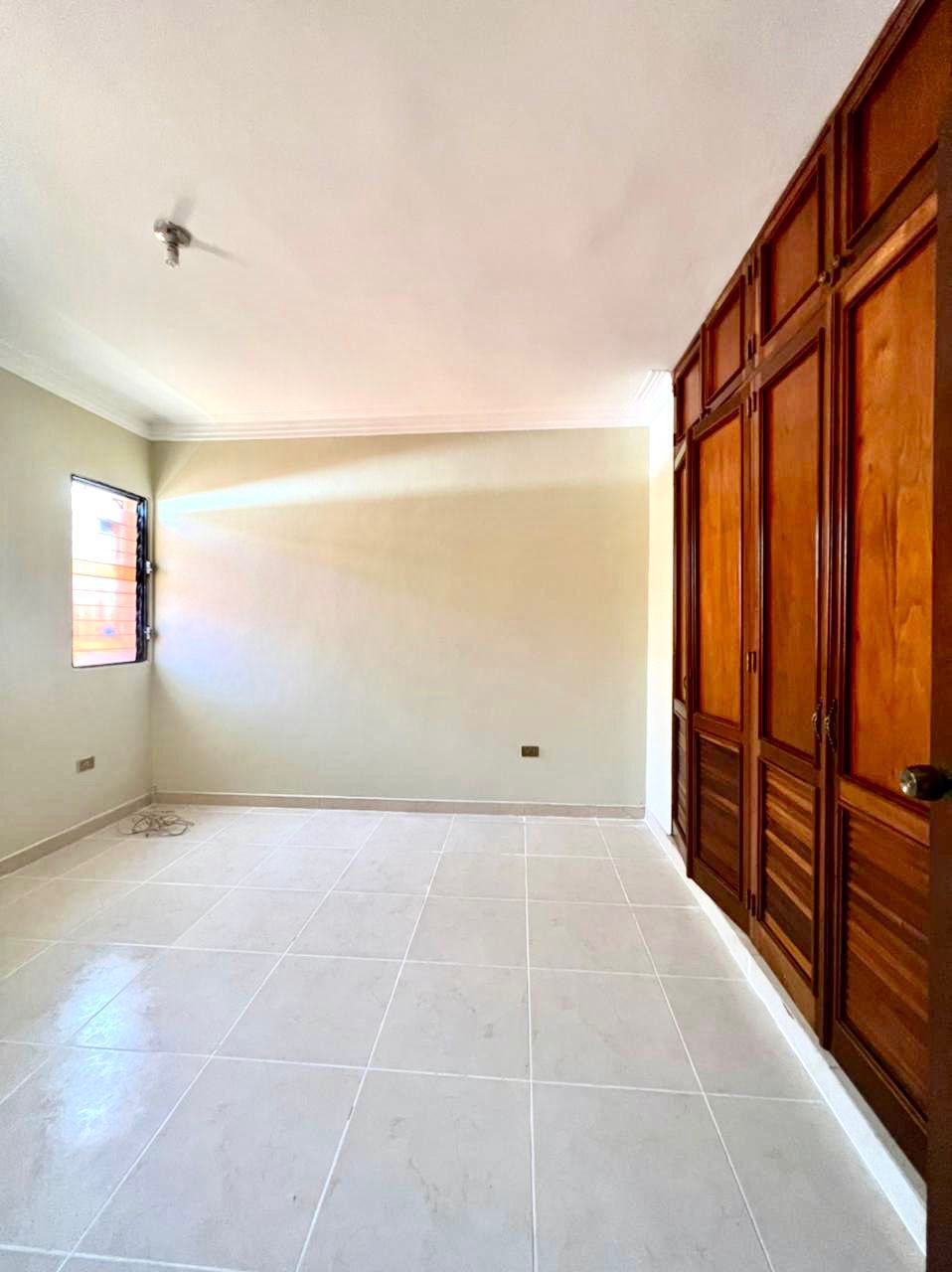 apartamentos - URBANIZACIÓN EL REAL ALQUILA AMPLIO APARTAMENTO 230 MTS SIN INTERMEDIARIOS  6
