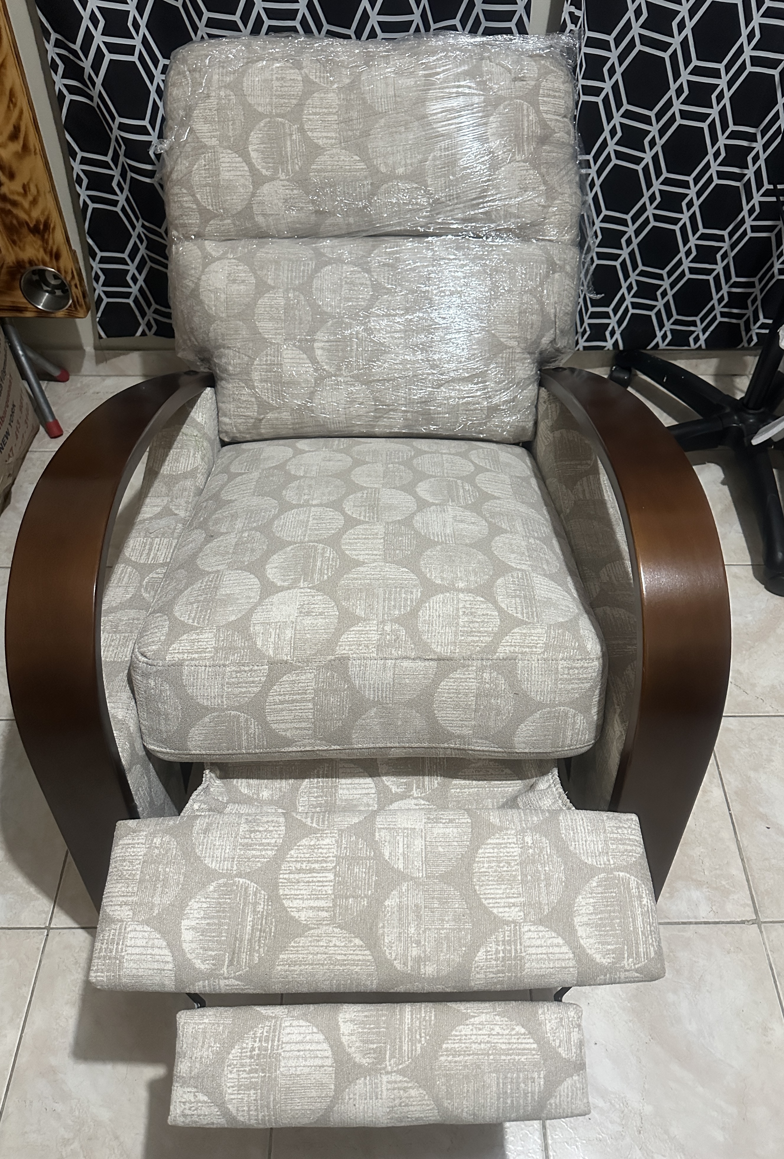 muebles y colchones - Mueble reclinable nuevo , le faltan las dos patas  2