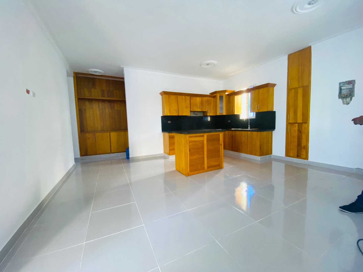 casas - CASA EN VENTA EN SANTIAGO DE LOS CABALLEROS PRÓXIMO AL JARDÍN BOTÁNICO  3