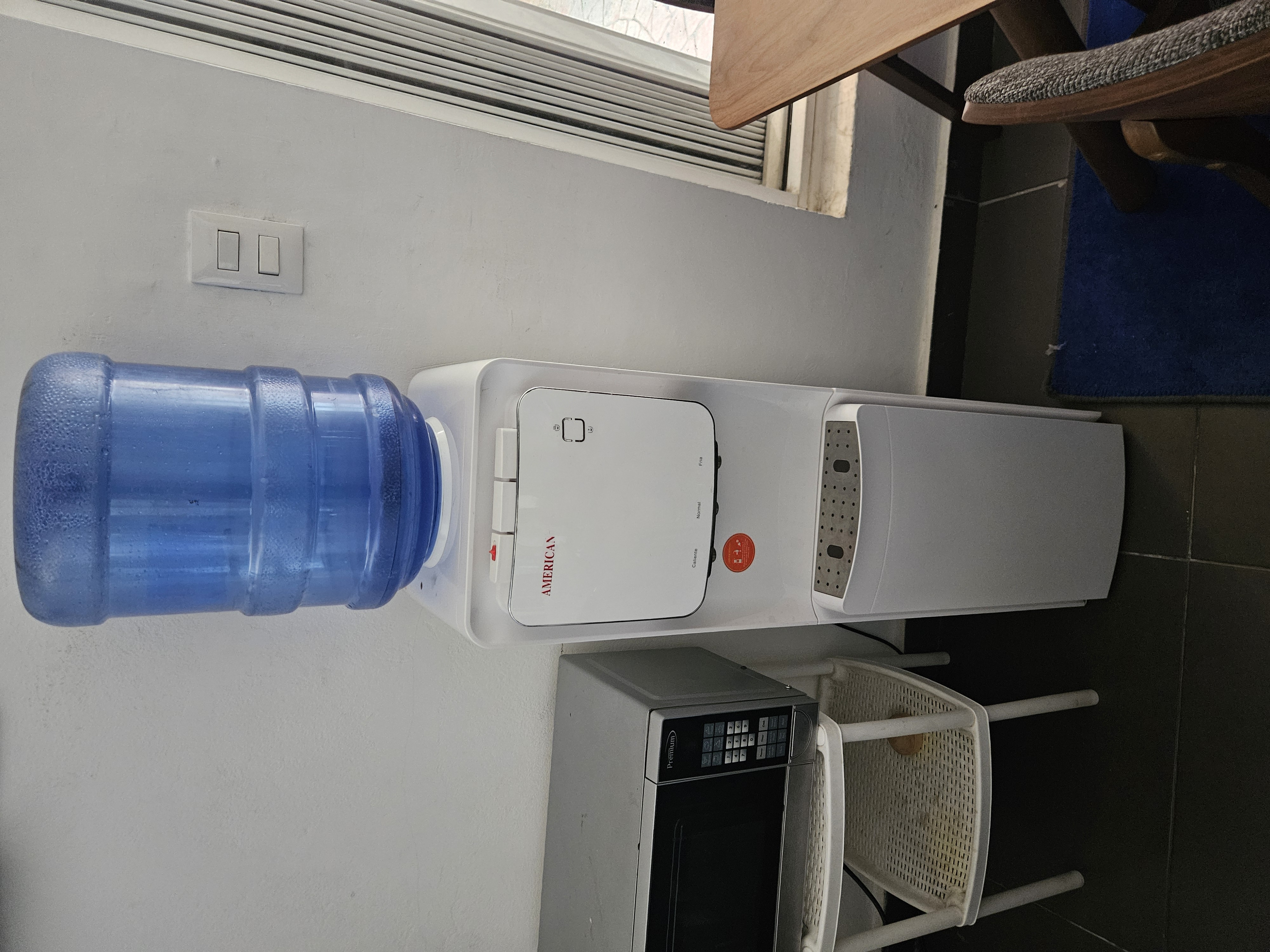 electrodomesticos - Bebedero American LM-09