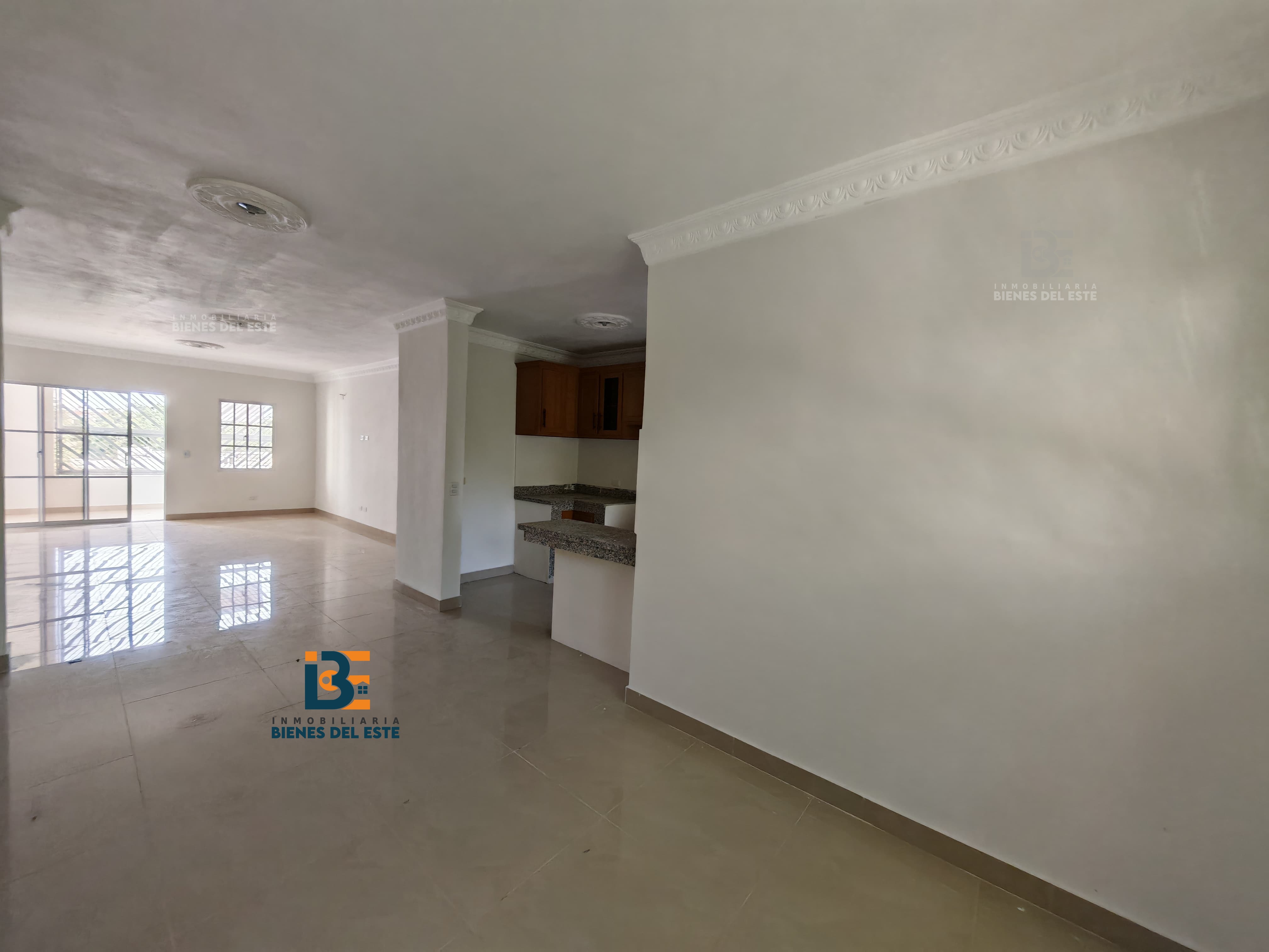 casas vacacionales y villas - Se Alquila Apartamento de Tres habitaciones. 1