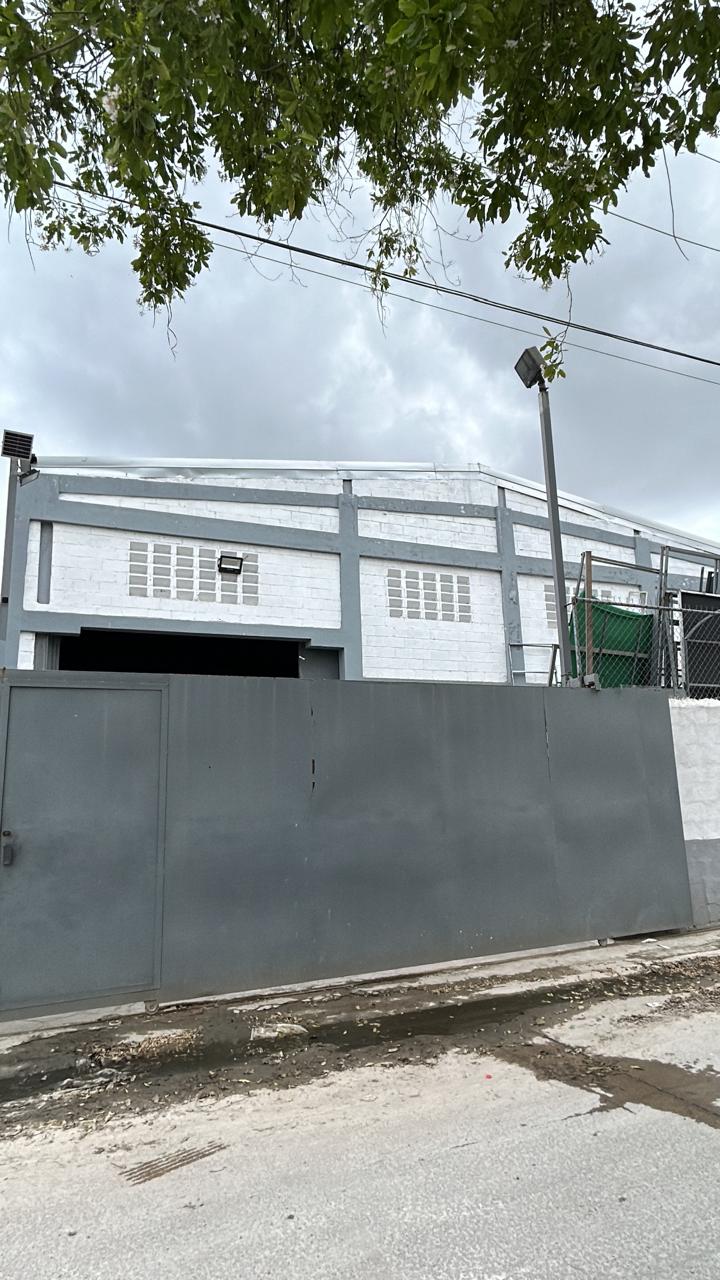 otros inmuebles - 🚨 ¡NAVE INDUSTRIAL EN ALQUILER – VILLA AURA! 🚨   0