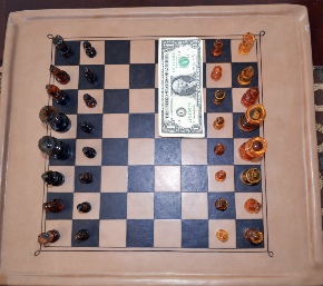 hobby y coleccion - Juego de ajedrez en ámbar dominicano 1