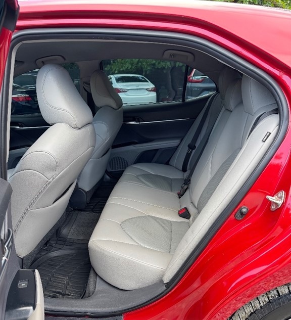 carros - 2019 Toyota Camry SE  3