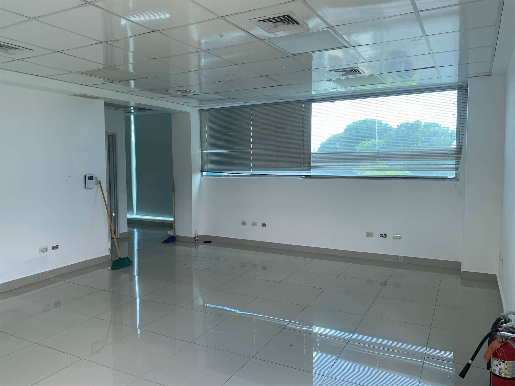 oficinas y locales comerciales - Oficina en torre corporativa Prados 7