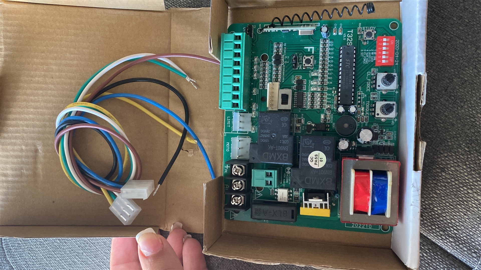 herramientas, jardines y exterior - Tarjeta universal para motores de portón eléctrico.