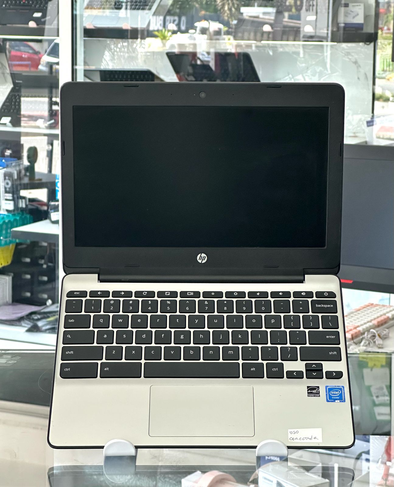 computadoras y laptops - Economica laptop HP Chromebook 11 G5   0