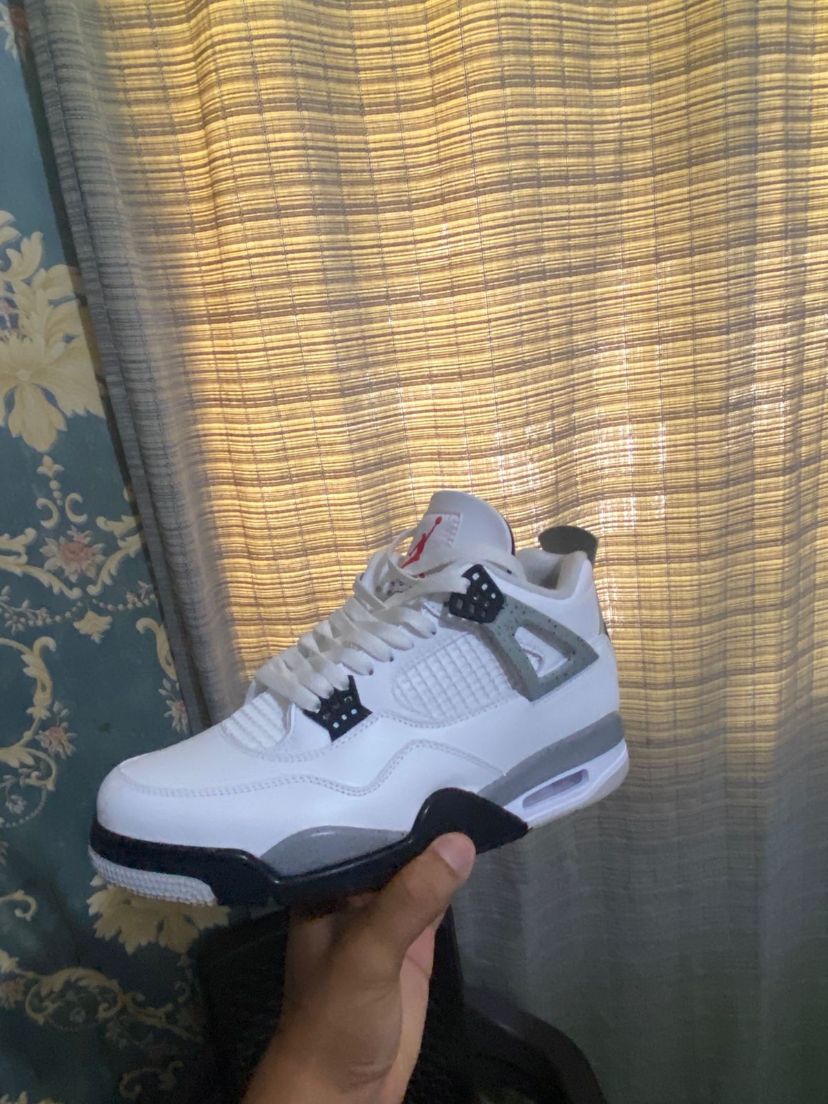 zapatos unisex - Jordan 4 white cement  1
