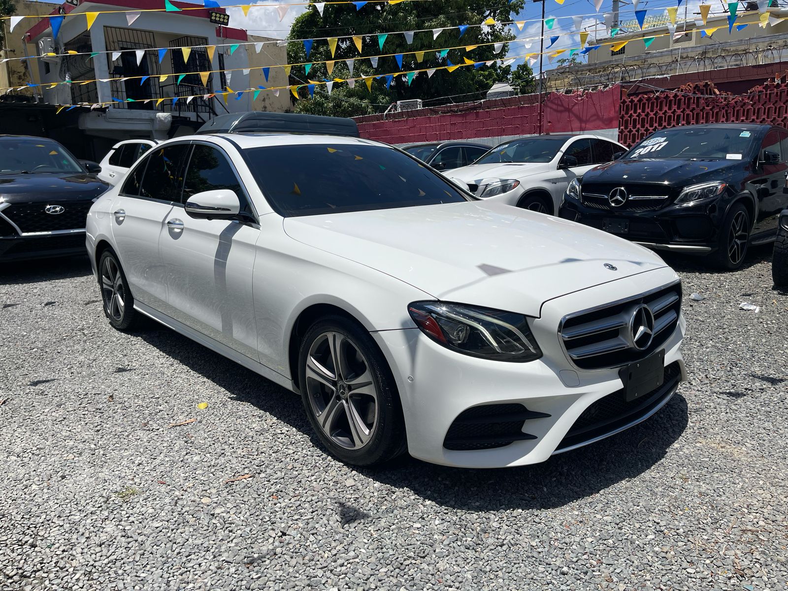 carros - Mercedes Benz E350 4Matic 2020 Clean Carfax 0
