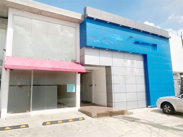 oficinas y locales comerciales - Propiedad céntrica y comercial 1