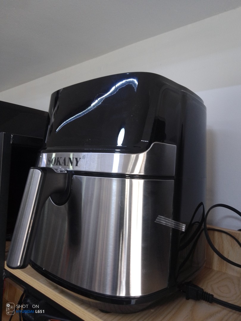 electrodomesticos - Freidora de aires air fryer digital de 8 litros smart wifi y app tuya smart  5