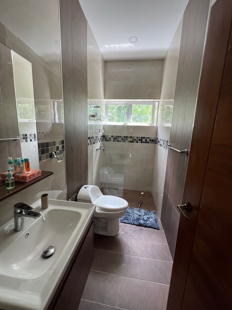 casas vacacionales y villas - Hermosa villa en alquiler, ubicada en playa nueva Romana. 8