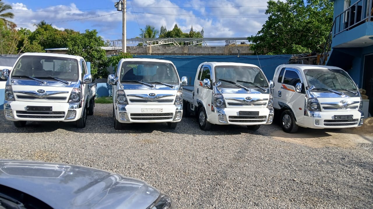 camiones y vehiculos pesados - VENDO KIA BONGO 2019 INICIAL 100 FINANCIAMIENTO DISPONIBLE  9