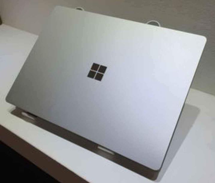 computadoras y laptops - Laptop Microsoft Surface 4 13.5" QHD, Core i5 11th, 512GB SSD, 8GB RAM, Nueva 4