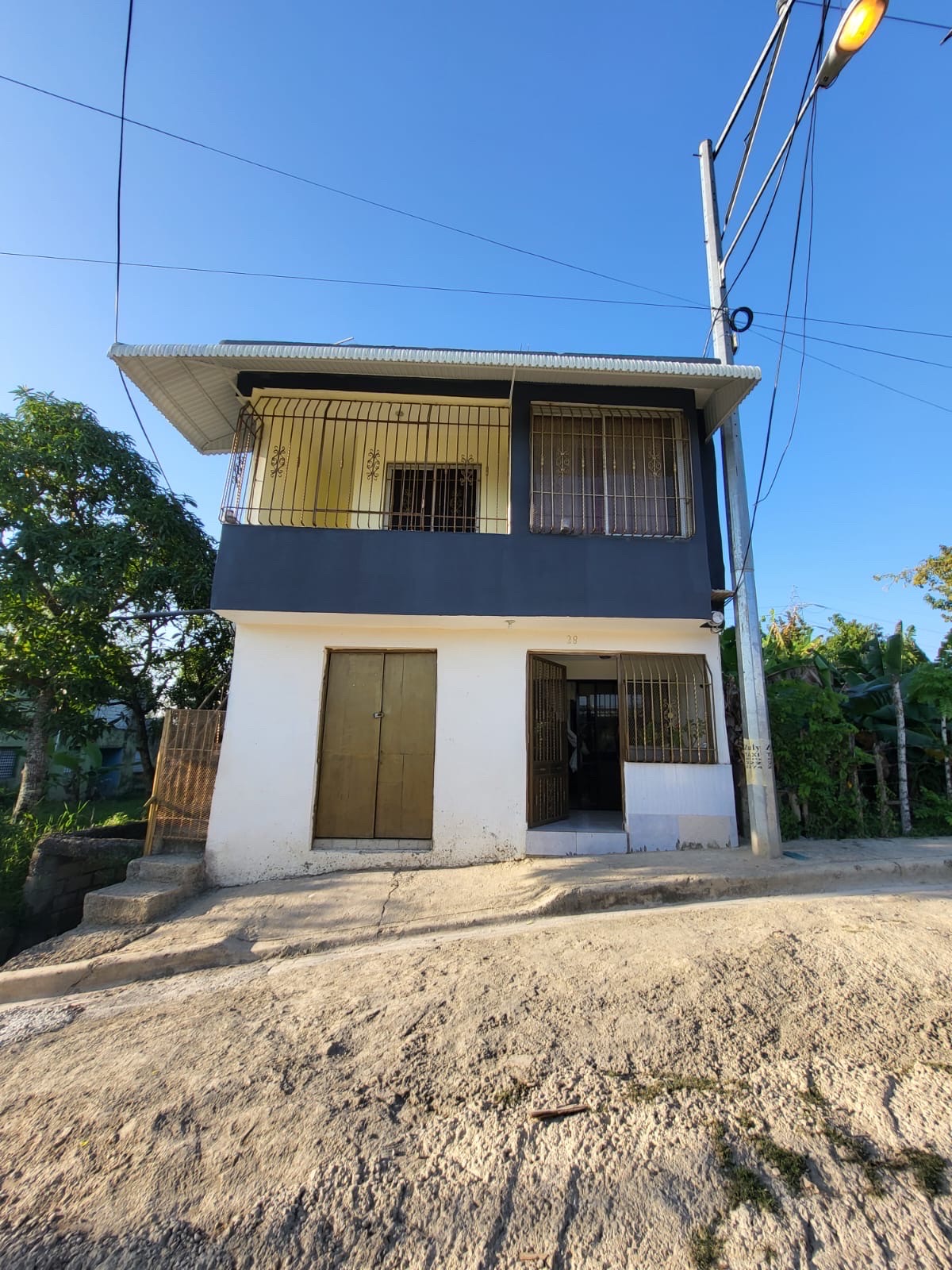casas - Edificio de dos apartamentos 
