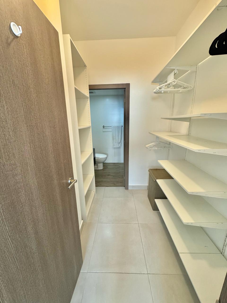 apartamentos - Apartamento en Alquiler Amueblado NACO 5