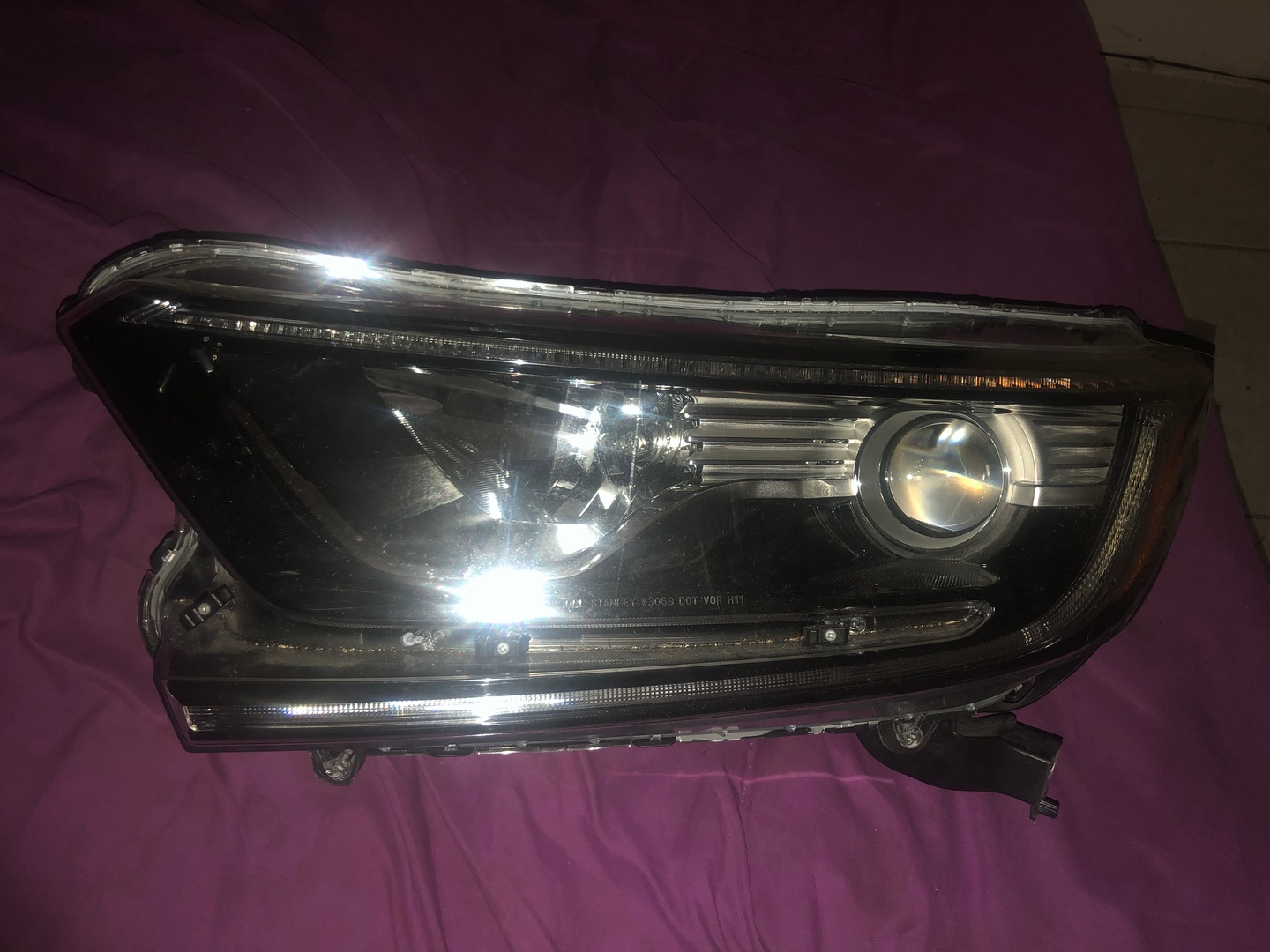 accesorios para vehiculos - Se vende pantalla izquierda para CRV 2020 nueva  0