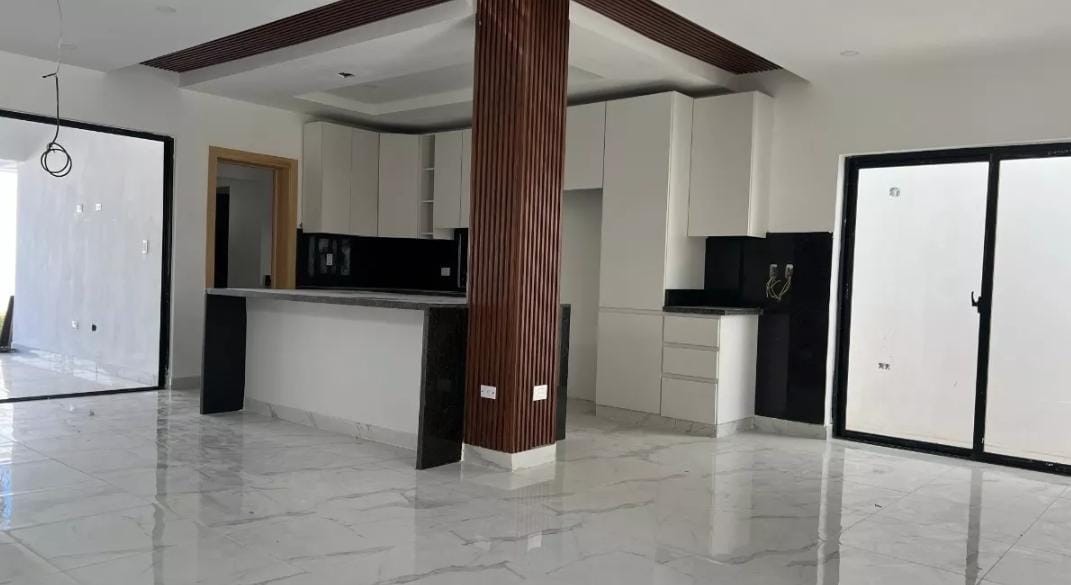 casas - Casa en venta en Santo Domingo, Altos De Arroyo Hondo lll
U$S 345,500

 8