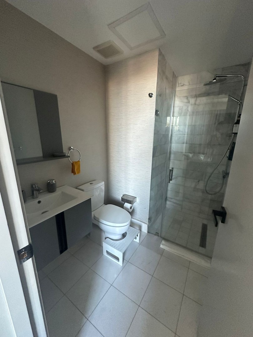 apartamentos - Apto  Piso Alto  , Amueblado ,Ensanche Paraiso 5