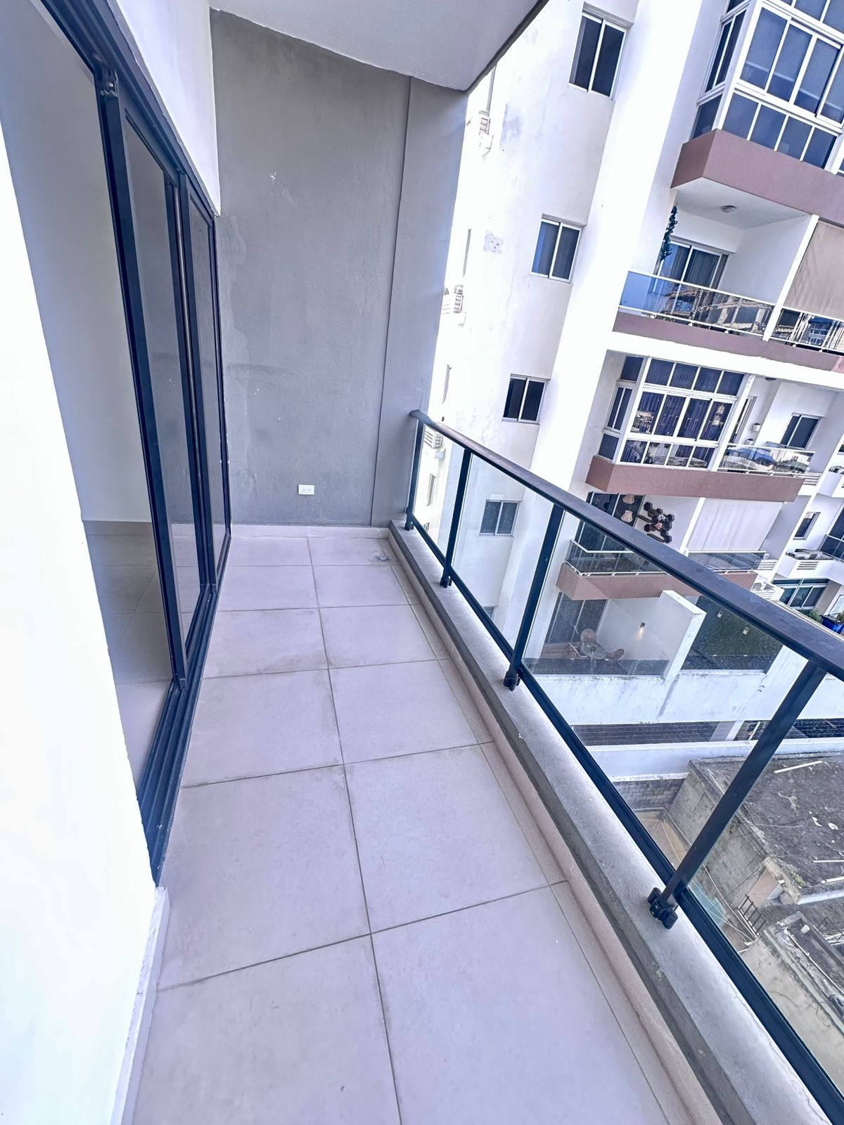 apartamentos - Apartamento en alquiler bella vista sur con línea  2