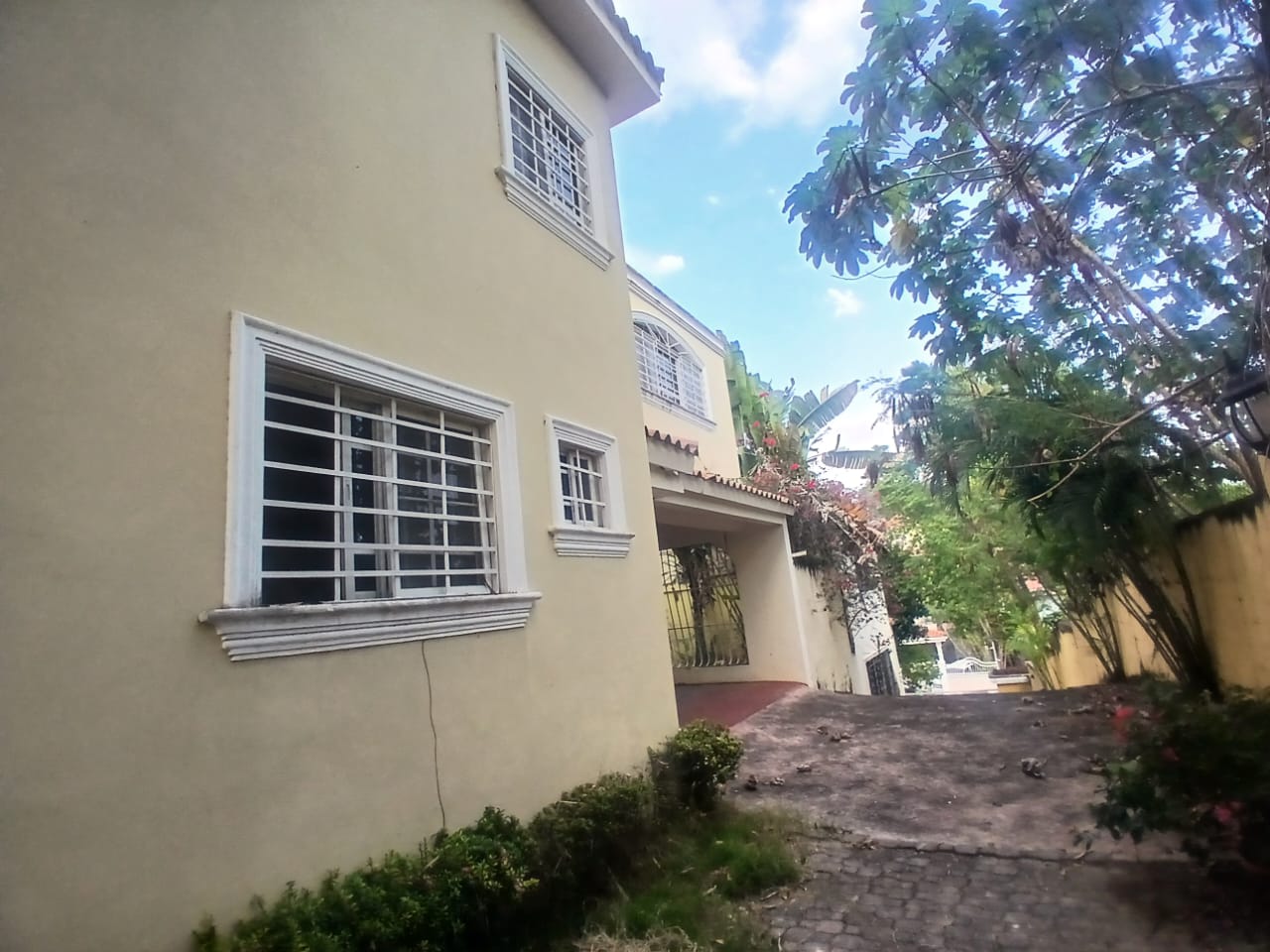 casas - Alquilo casa en Arroyo Hondo III 3