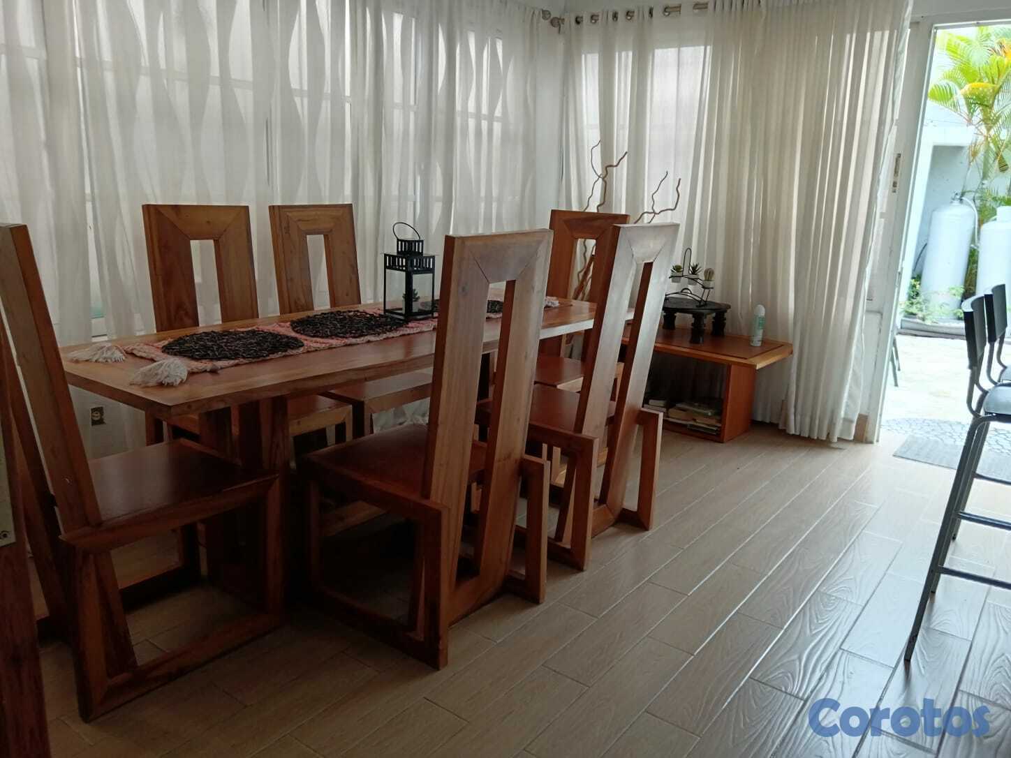 casas - Vendo Casa REMODELADA en LA REPUBLICA DE COLOMBIA, Res. Carmen María, 3 habs., 2 6