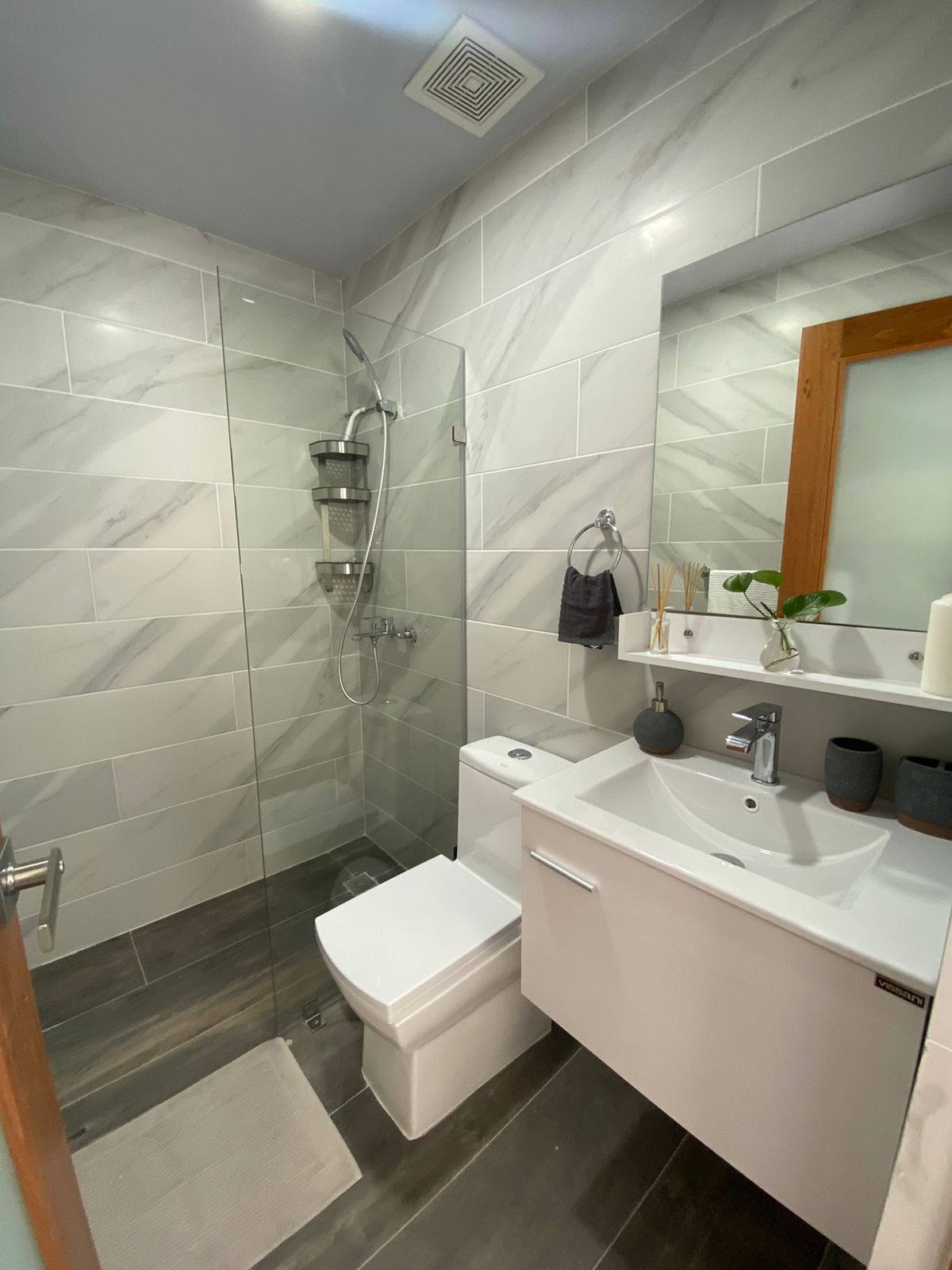 apartamentos - Alquiler apartamento amueblado- Evaristo Morales 9