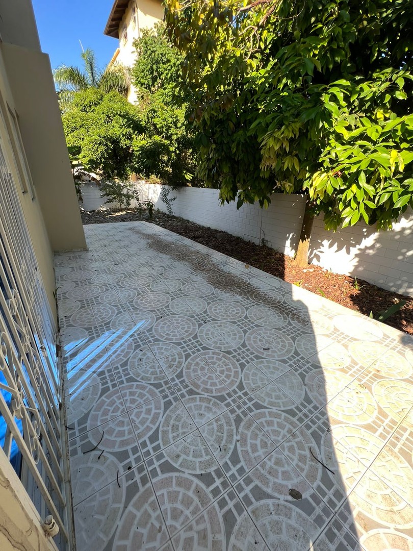 apartamentos - Se vende casa a pasos de la Ave. España, en residencial totalmente cerrado;
 1
