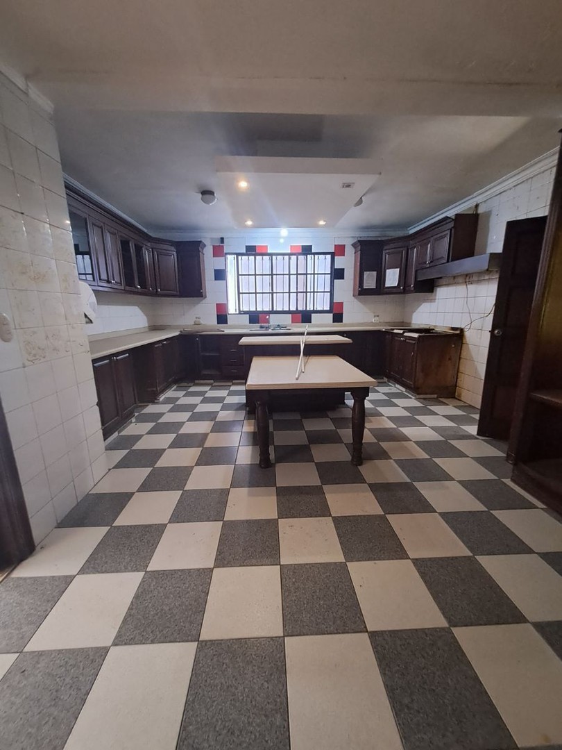 casas - Alquilo Casa en arroyo hondo viejo para oficina o negocio 
 6