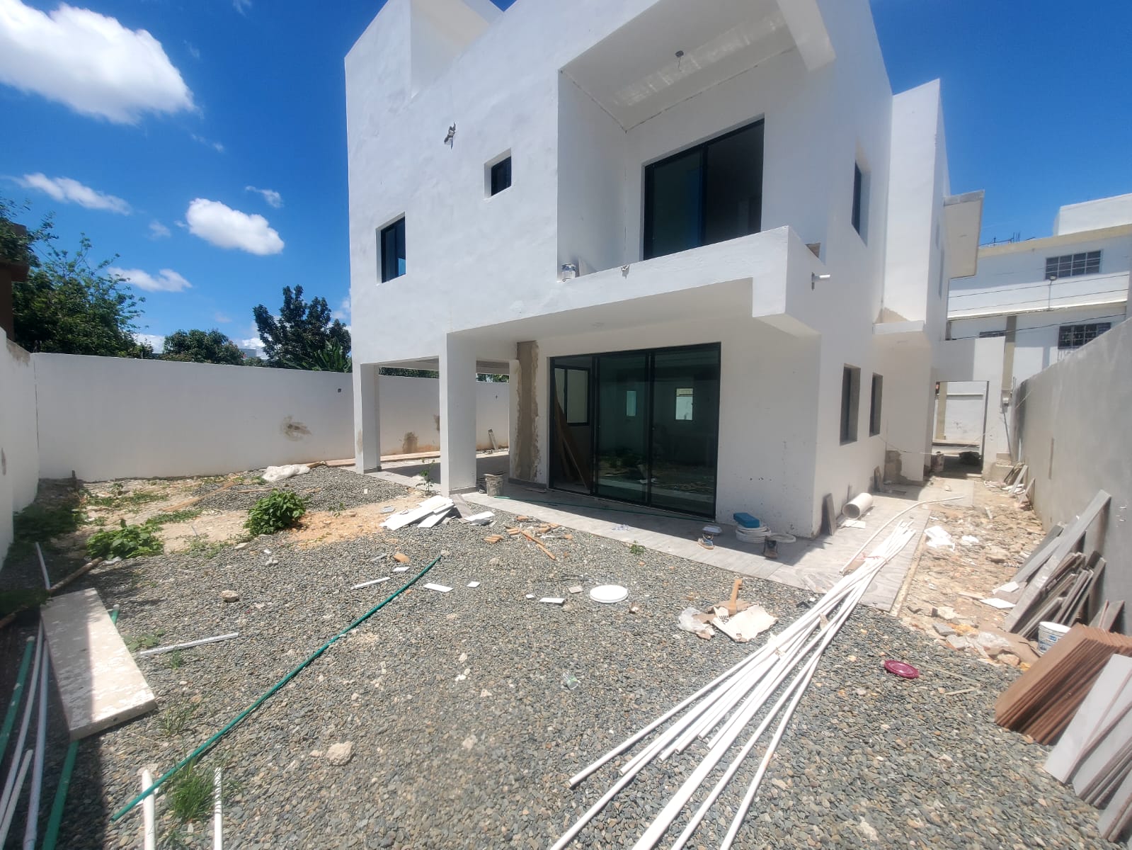 casas - Casa con Amplio patio Trasero  7