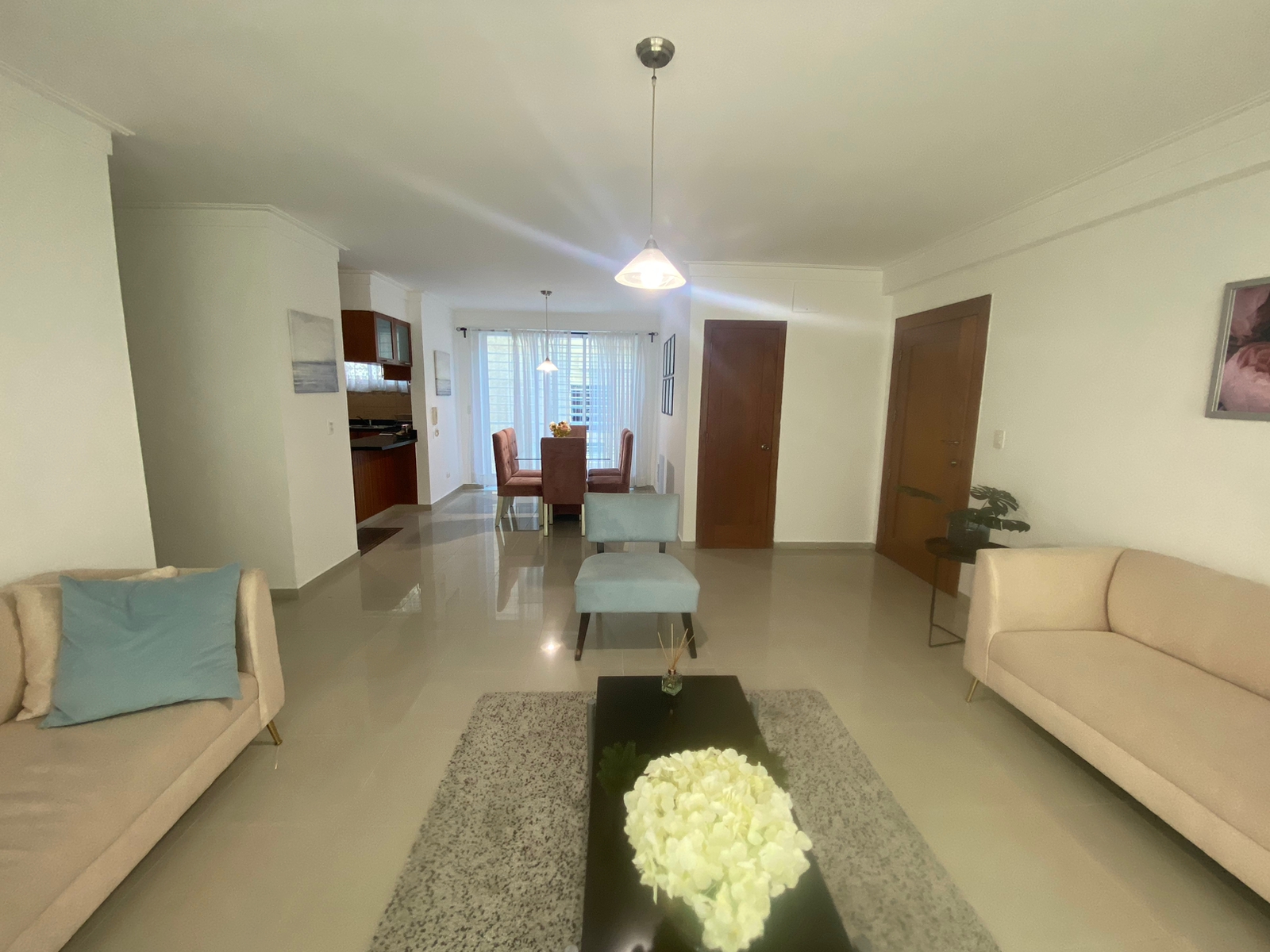 apartamentos - ALQUILER AMPLIO APT EN NACO  4