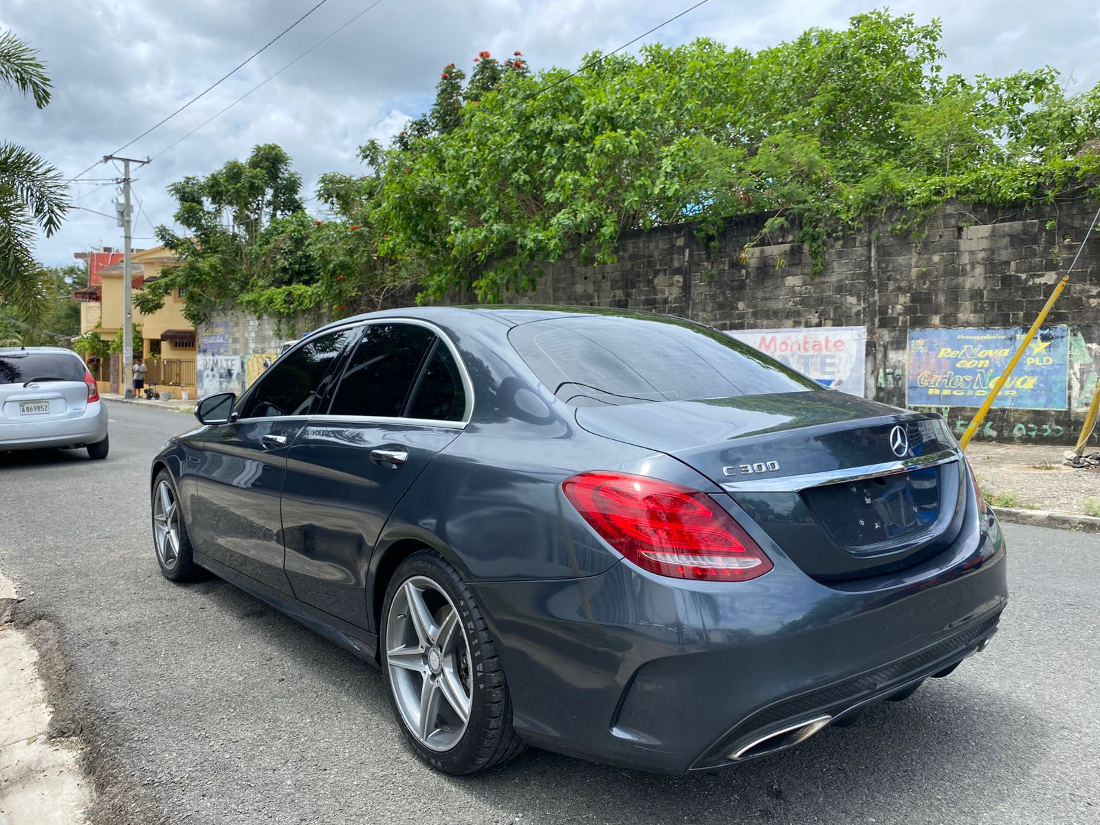 carros - Mercedes Benz - C300 2015 (470 inicial negociable)