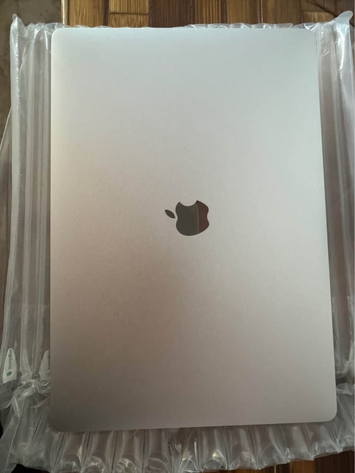 computadoras y laptops - Macbook Pro 16" / I9 / M4 Max / 32Gb RAM / 1000 GB SSD!!! Nueva !!! 1