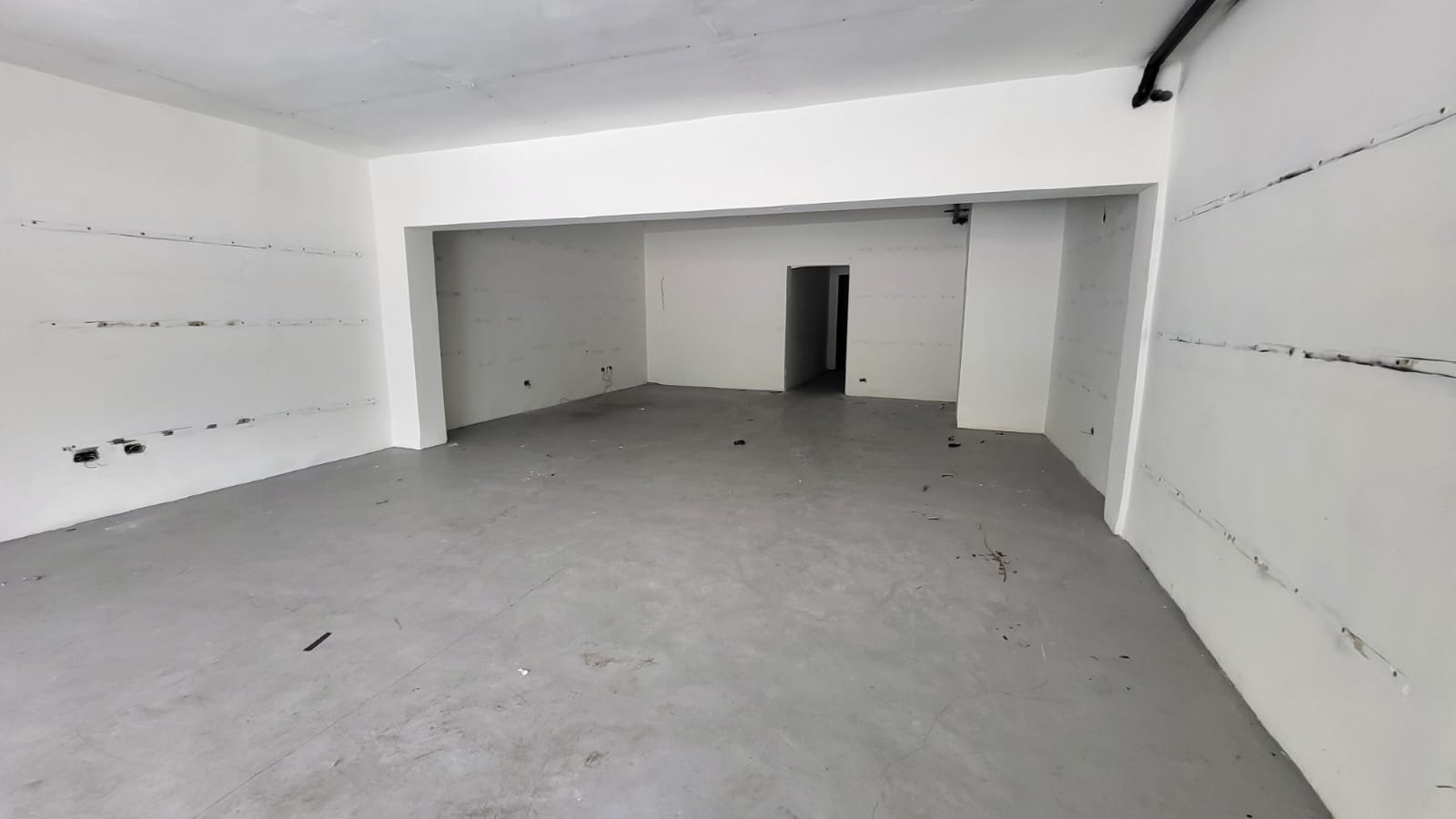 oficinas y locales comerciales - Local en Alquiler en El Vergel 190mts 1