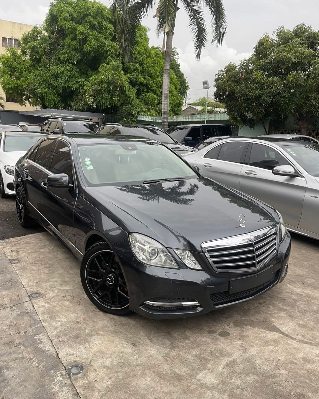 carros - MERCEDES BENZ E300 2012
