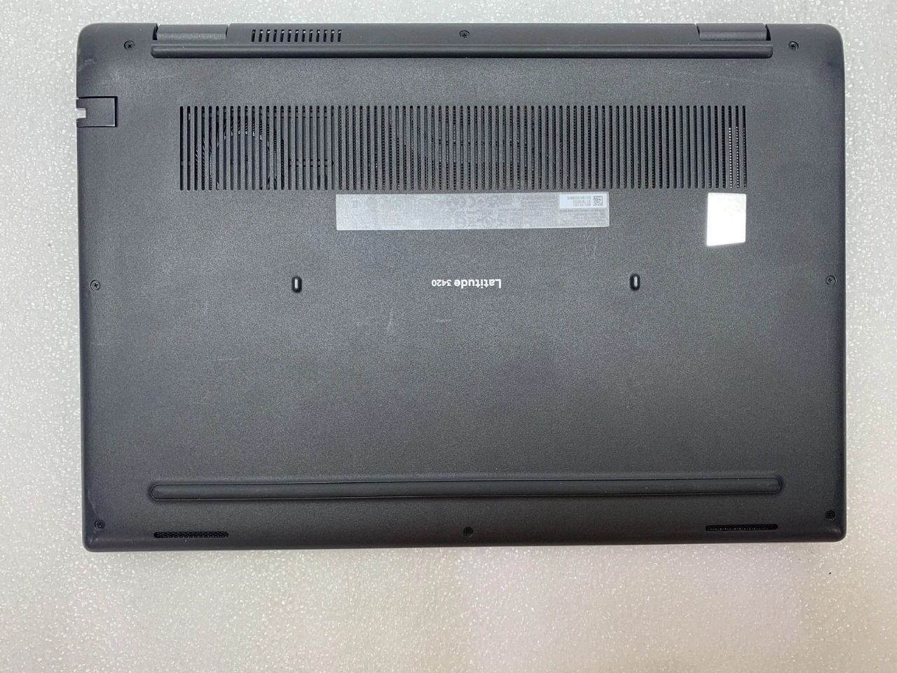 computadoras y laptops - Laptop dell 3420 i7 11va 2