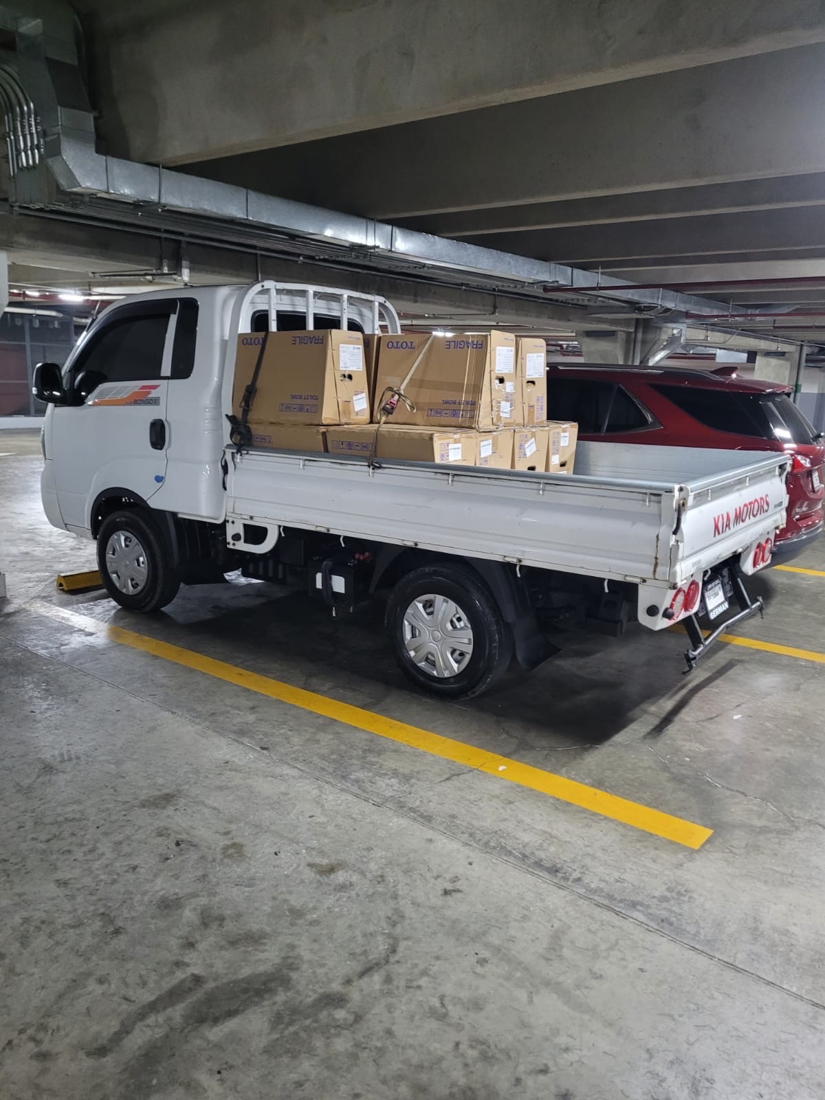 jeepetas y camionetas - soy único dueño aquí en República Dominicana, la doy en 900 por motivos de viaje 2