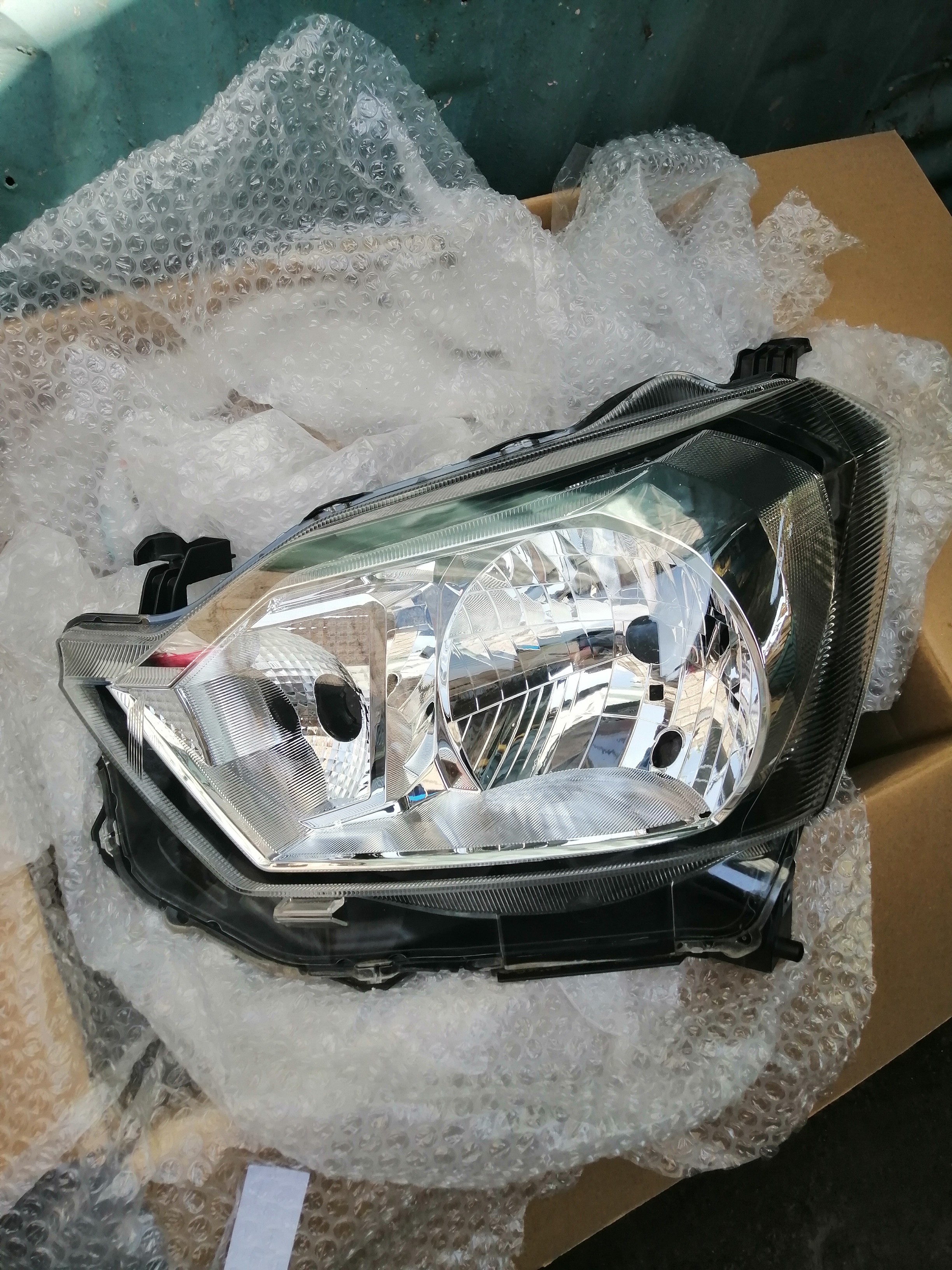 repuestos - Pantallas normal para Daihatsu mira 2018/22