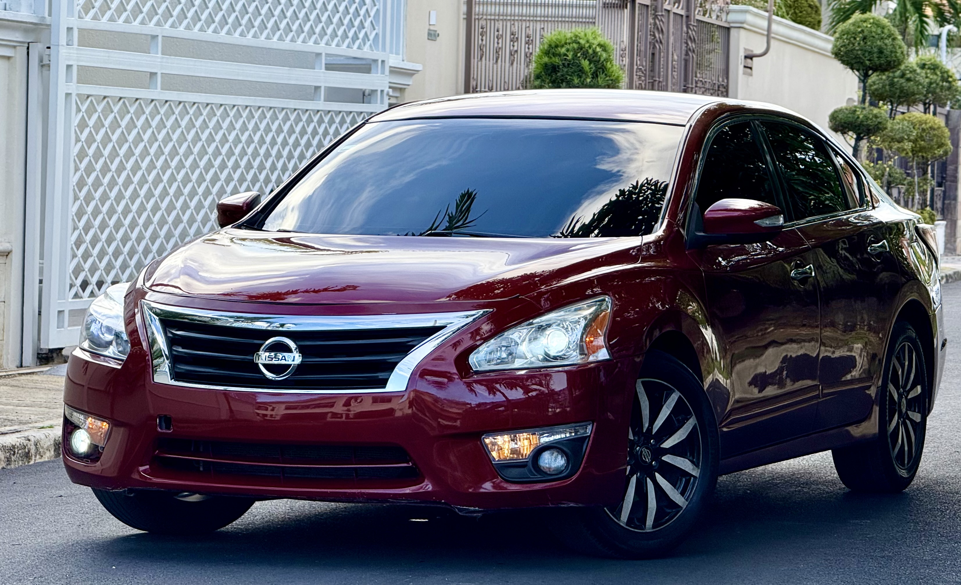 carros - Nissan altima S 2014 $369,000